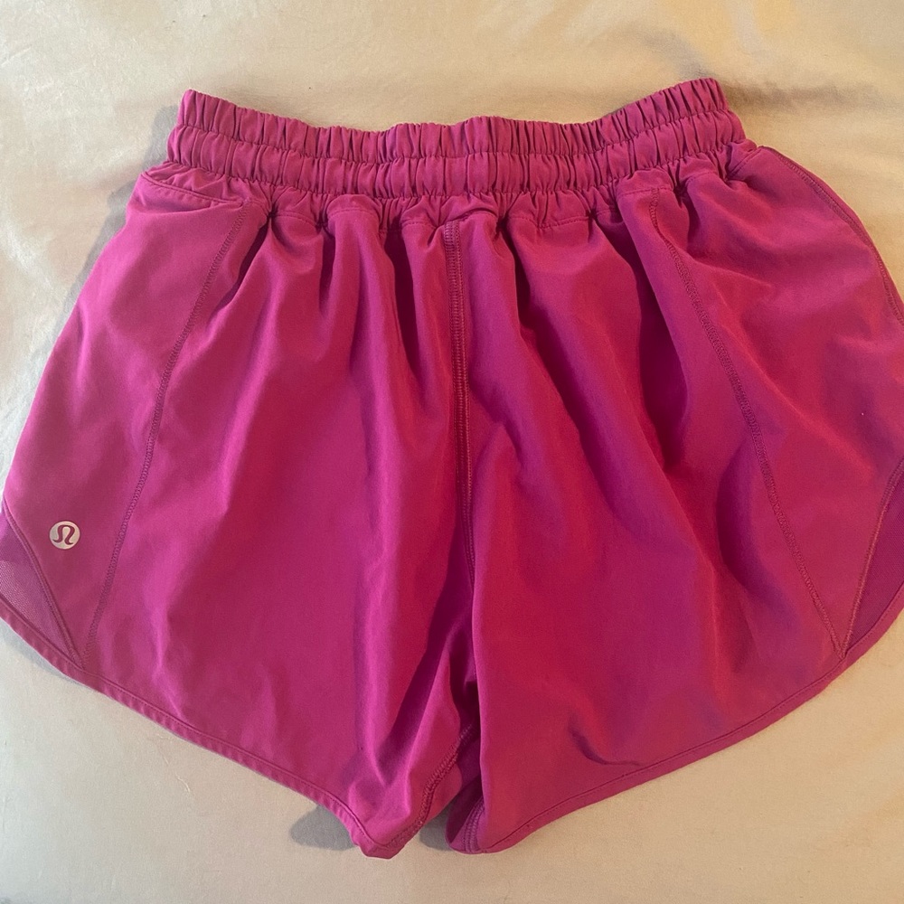 LULULEMON HOTTY HOT SHORTS